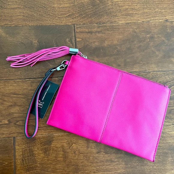 💕NWT Hot Pink Clutch💕 - Picture 1 of 2
